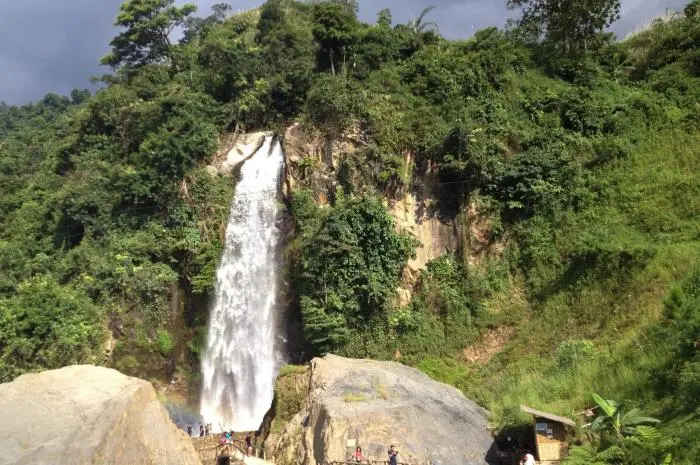 Bidadari Waterfall, a Waterfall Rich in Charm in Sentul